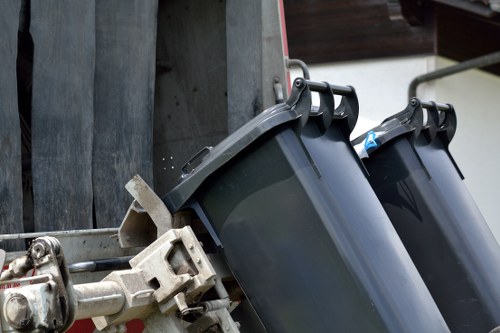 Residential rubbish removal service in Shadwell